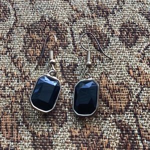 Earrings wires black stone gold toned metal